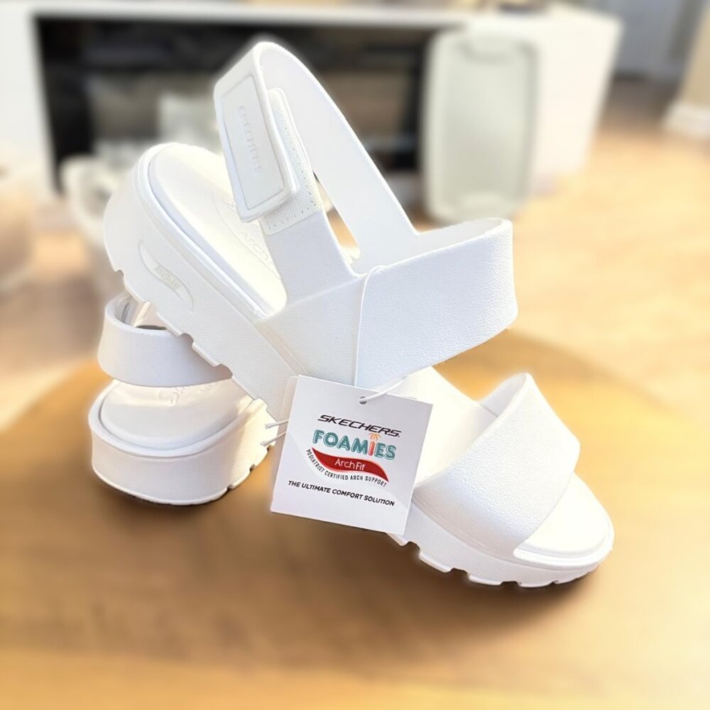 Skechers Women's Foamies Arch Fit Comfort Sandals Dream Day- White Size 8,9, 10. - Picture 10 of 15